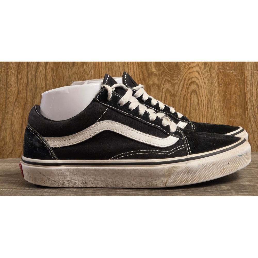 Vans Old Skool Sneakers Shoes Womens Size 7.5 Mens 6 Black White